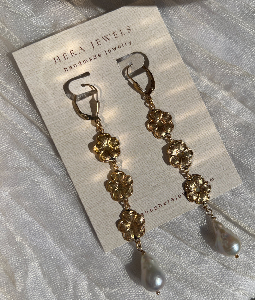 Flora Pearl Earrings