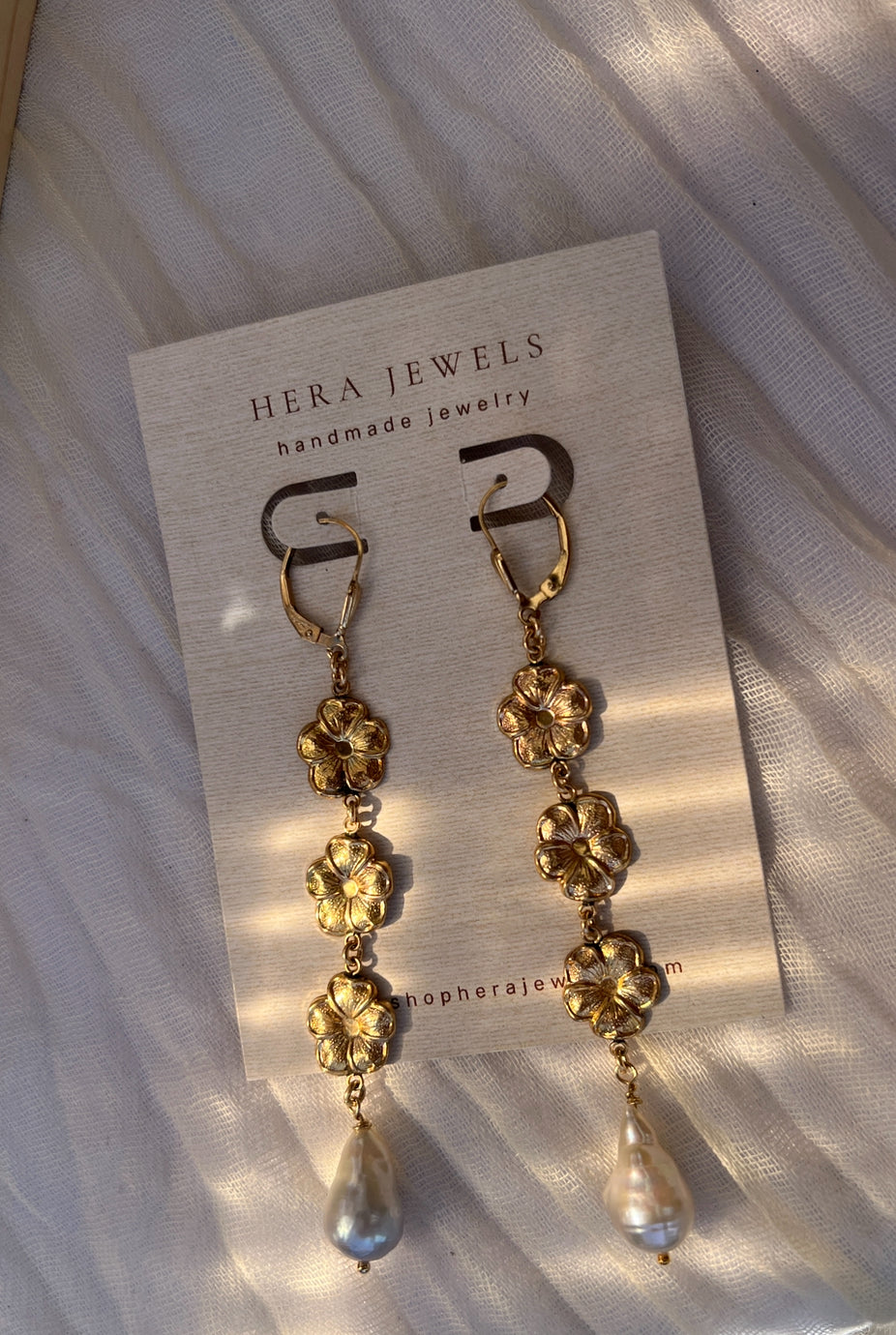 Flora Pearl Earrings