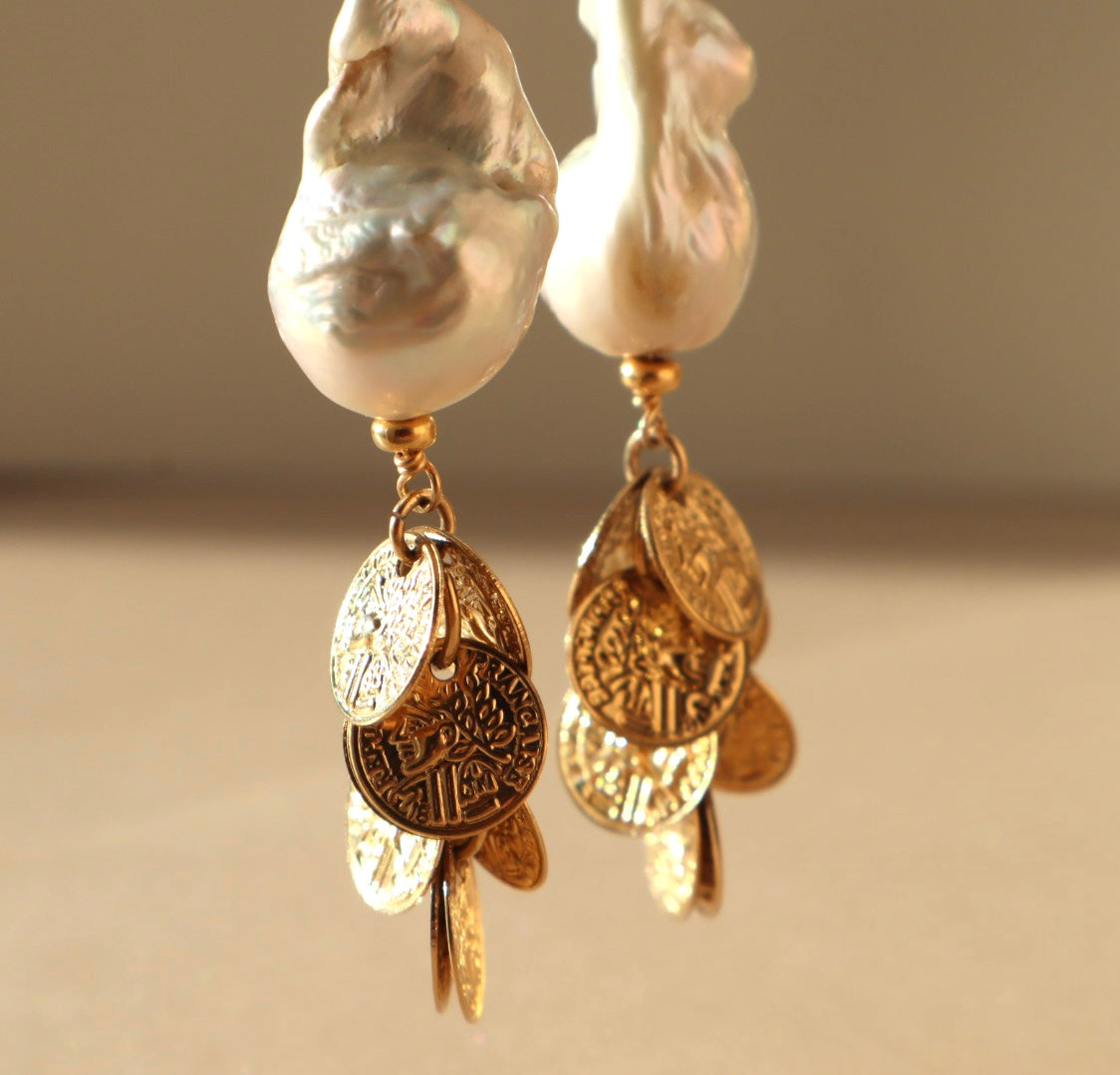 Amunet Earrings