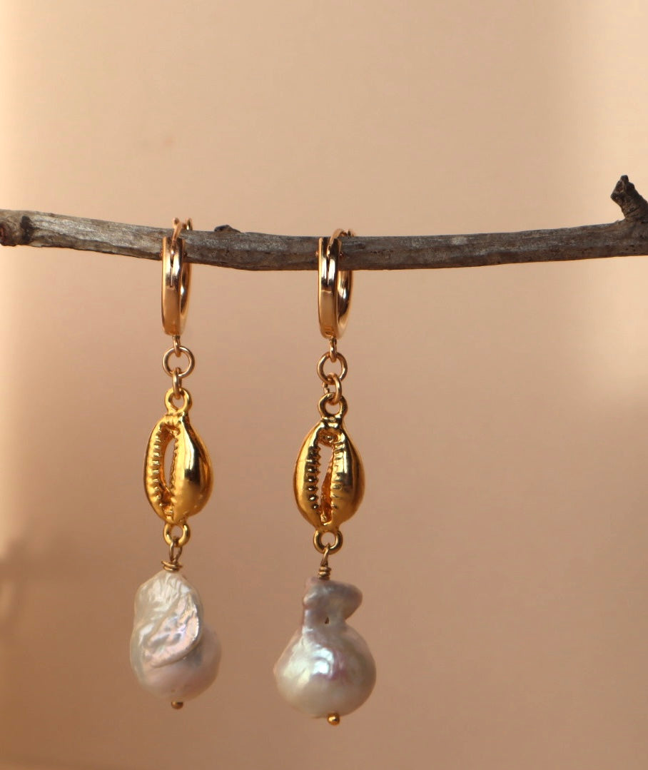 Kaia Earrings
