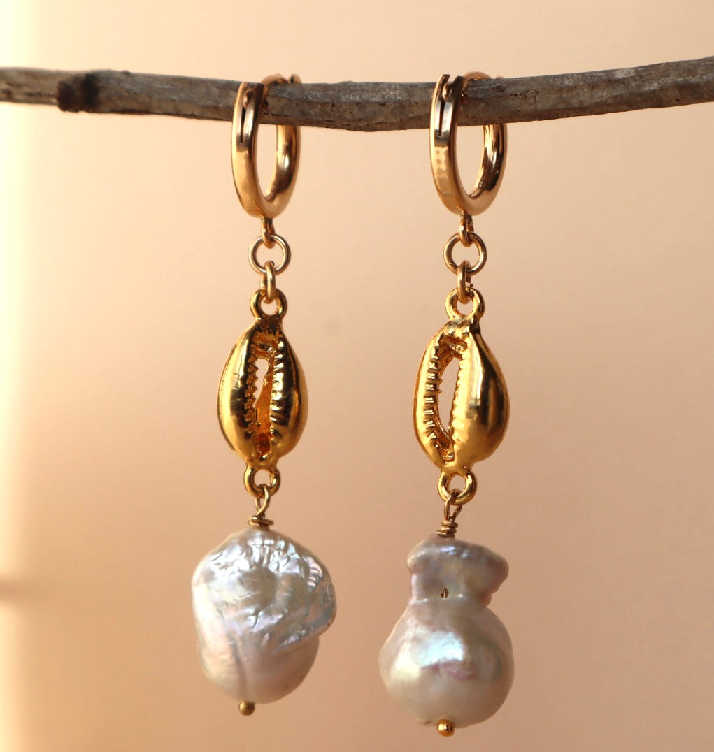 Kaia Earrings