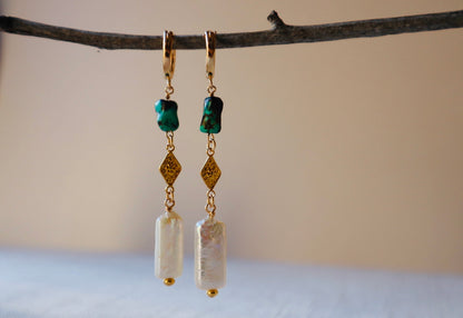 Freshwater pearl and gold drop earrings — Aphrodite earrings by Hera Jewels.