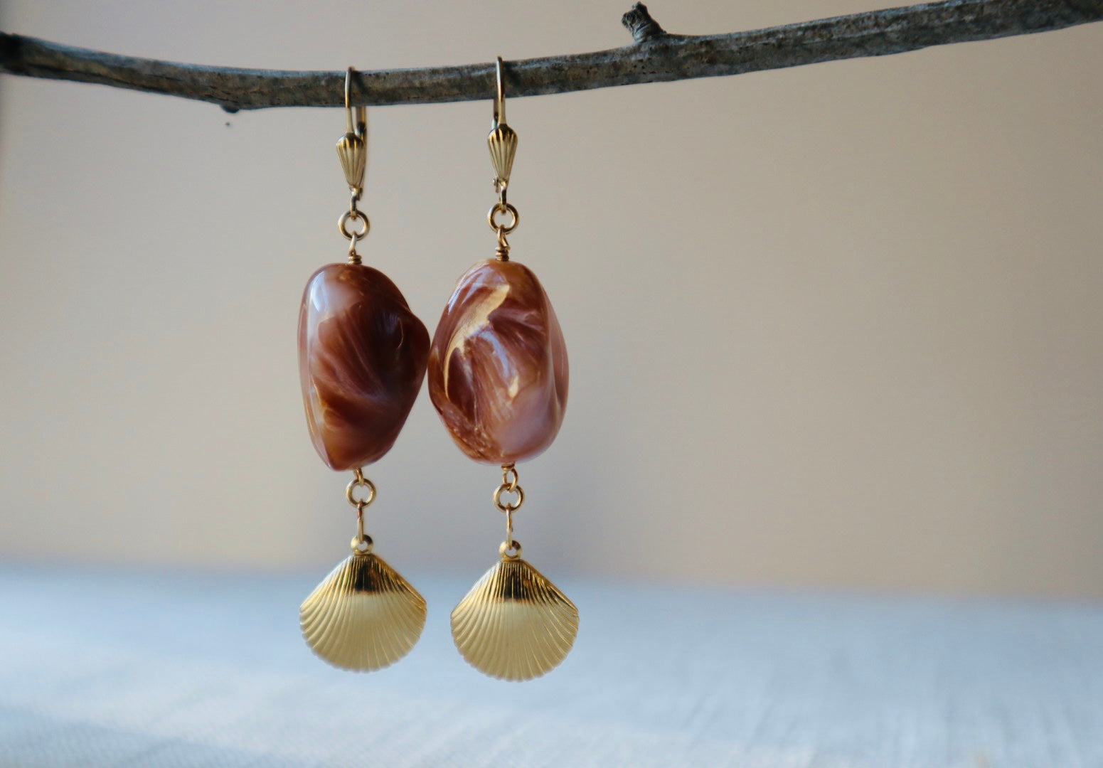 14k gold-filled polished shell, pearl and shell pendant necklace 