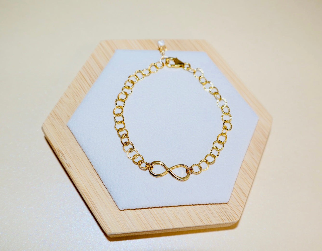 Infinity Gold-Chain Bracelet