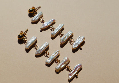 Minimalist gold-filled pearl hoop earrings – Sophia earrings by Hera Jewels