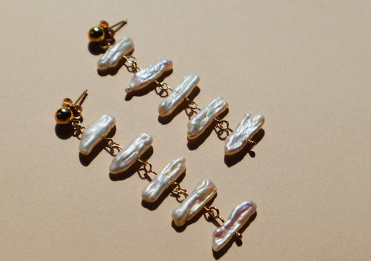 Minimalist gold-filled pearl hoop earrings – Sophia earrings by Hera Jewels