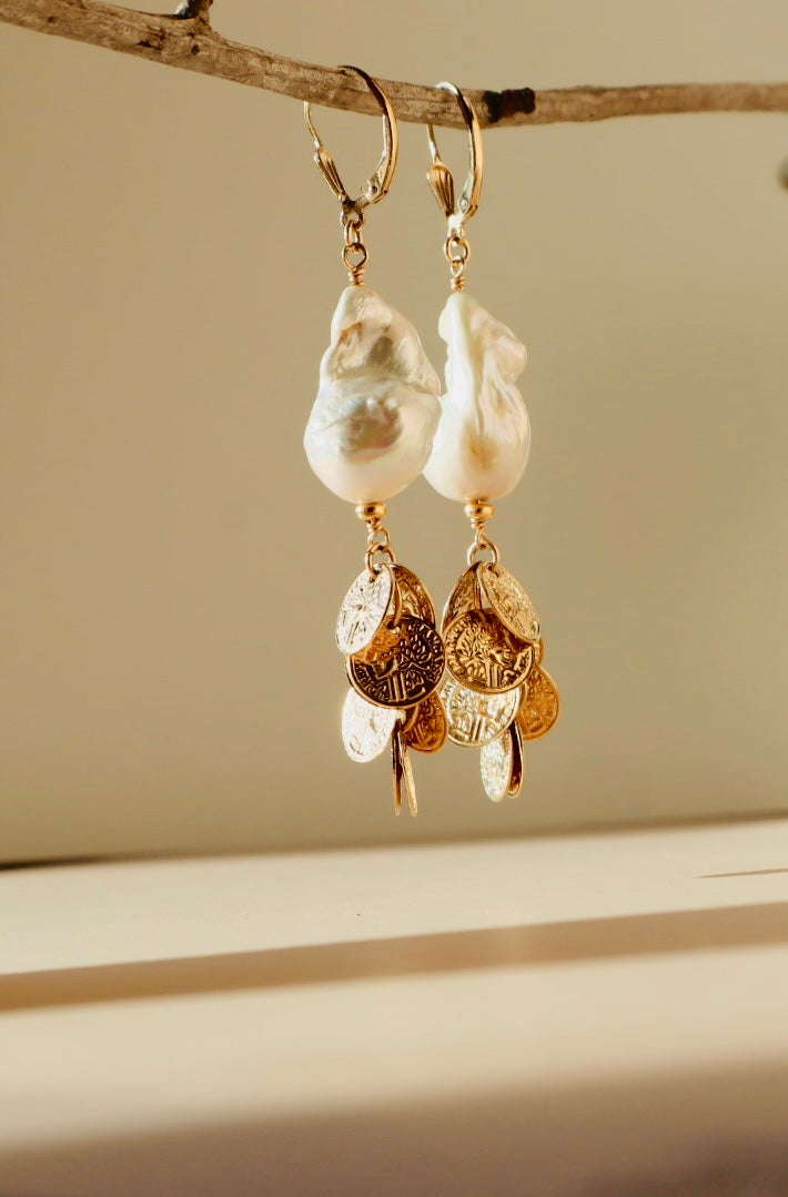 Amunet Earrings